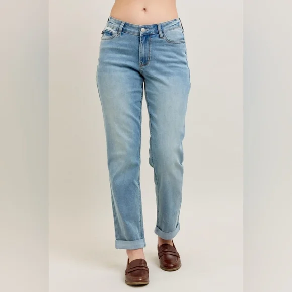 Judy Blue MR Medium Wash V Front Cuffed Boyfriend Jeans Cool Tech Various NEW - Picture 2 of 16